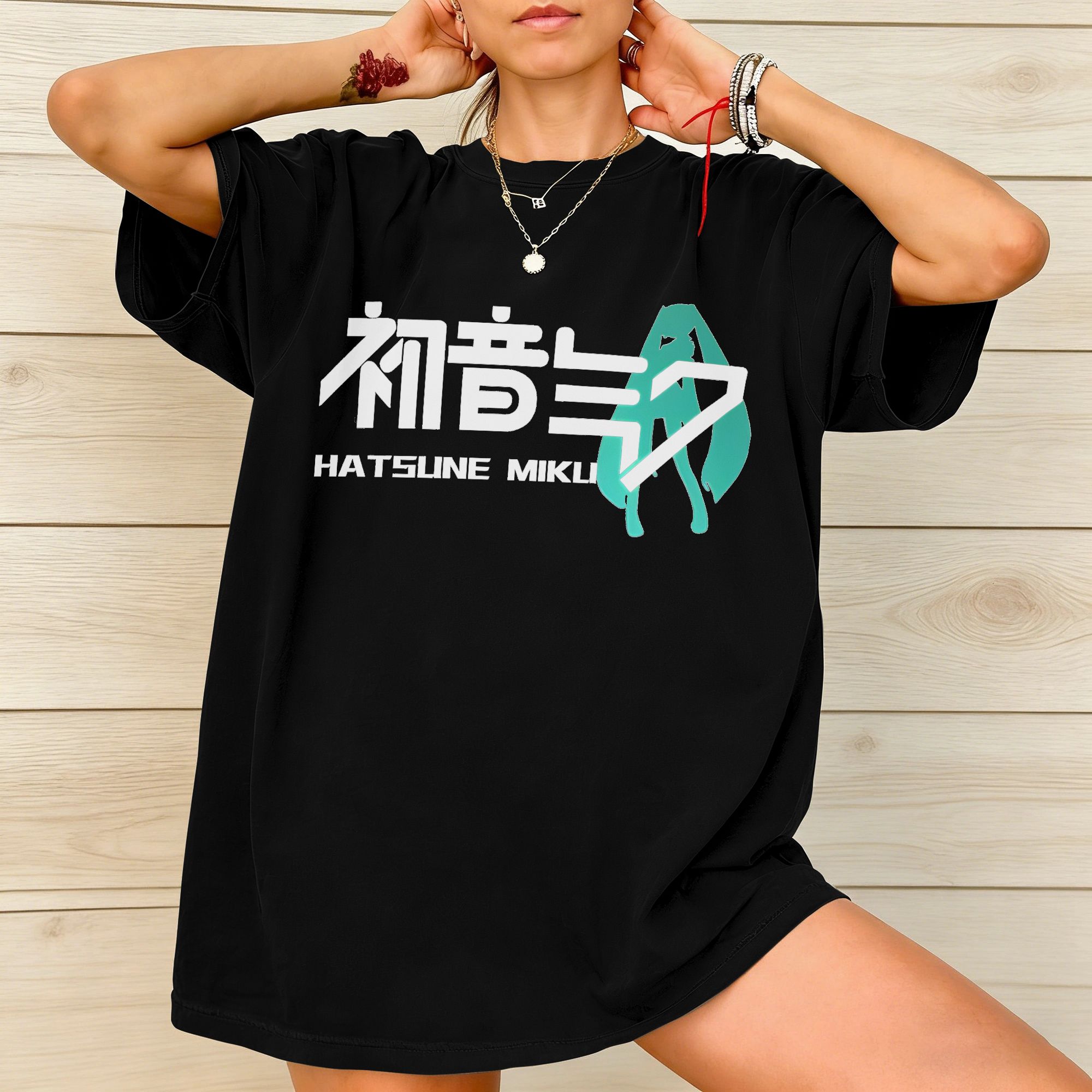 Camiseta Feminina H-HATSUNE MI - Summer Clothing H&M avaliação e preço
