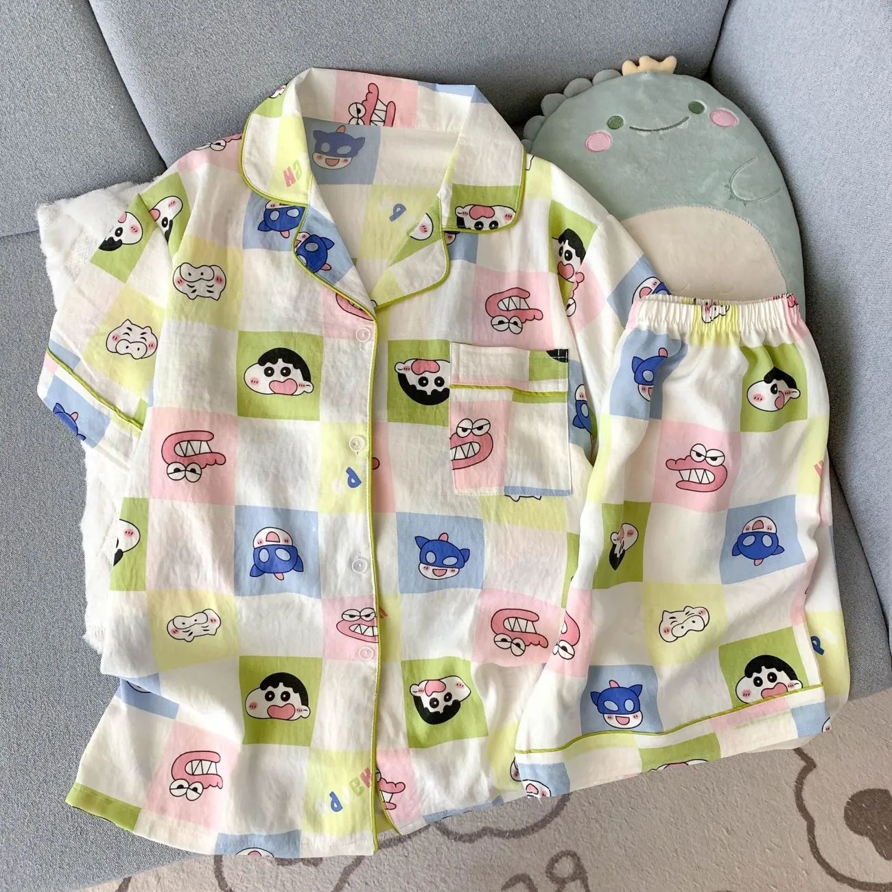 Pijamas Kawaii Crayon Shin-Cha - Summer Away Clothing avaliação e preço