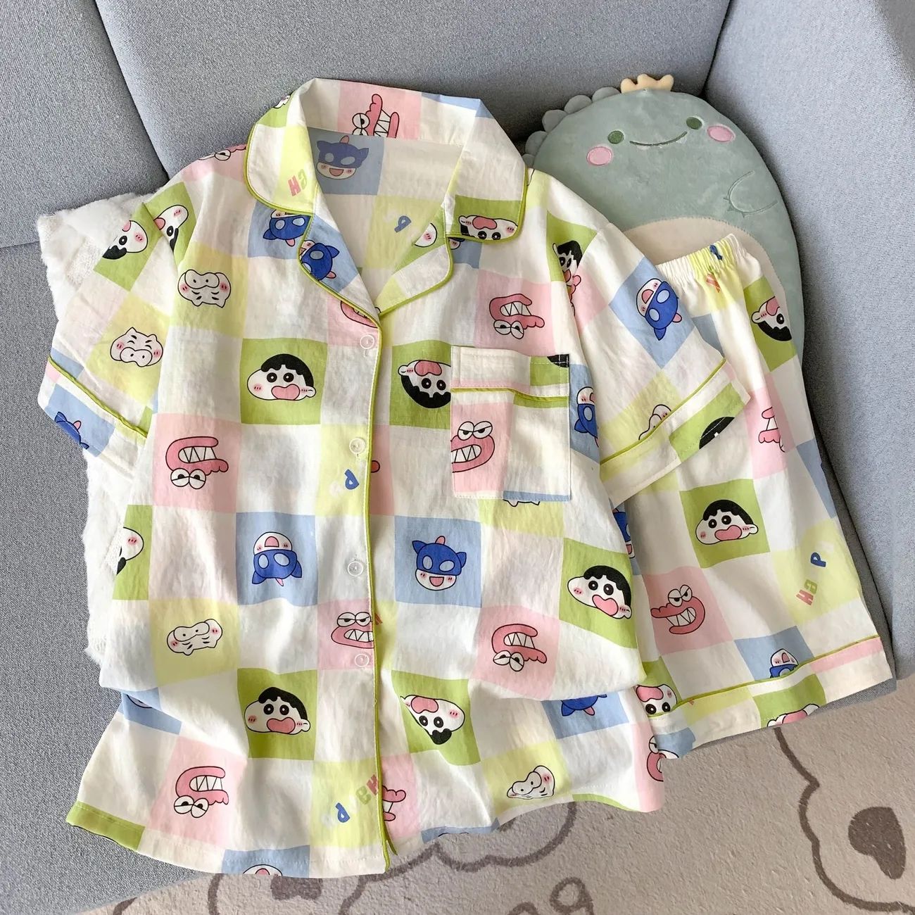 Pijamas Kawaii Crayon Shin-Cha - Summer Away Clothing avaliação e preço